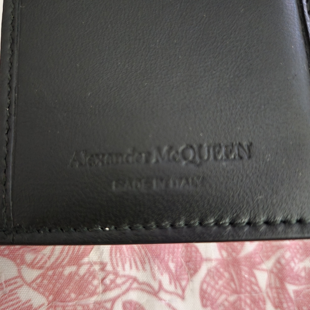 Alexander McQueen Pale Pink Skull-Embellished Wallet NWOT No callouts - Picture 11 of 13